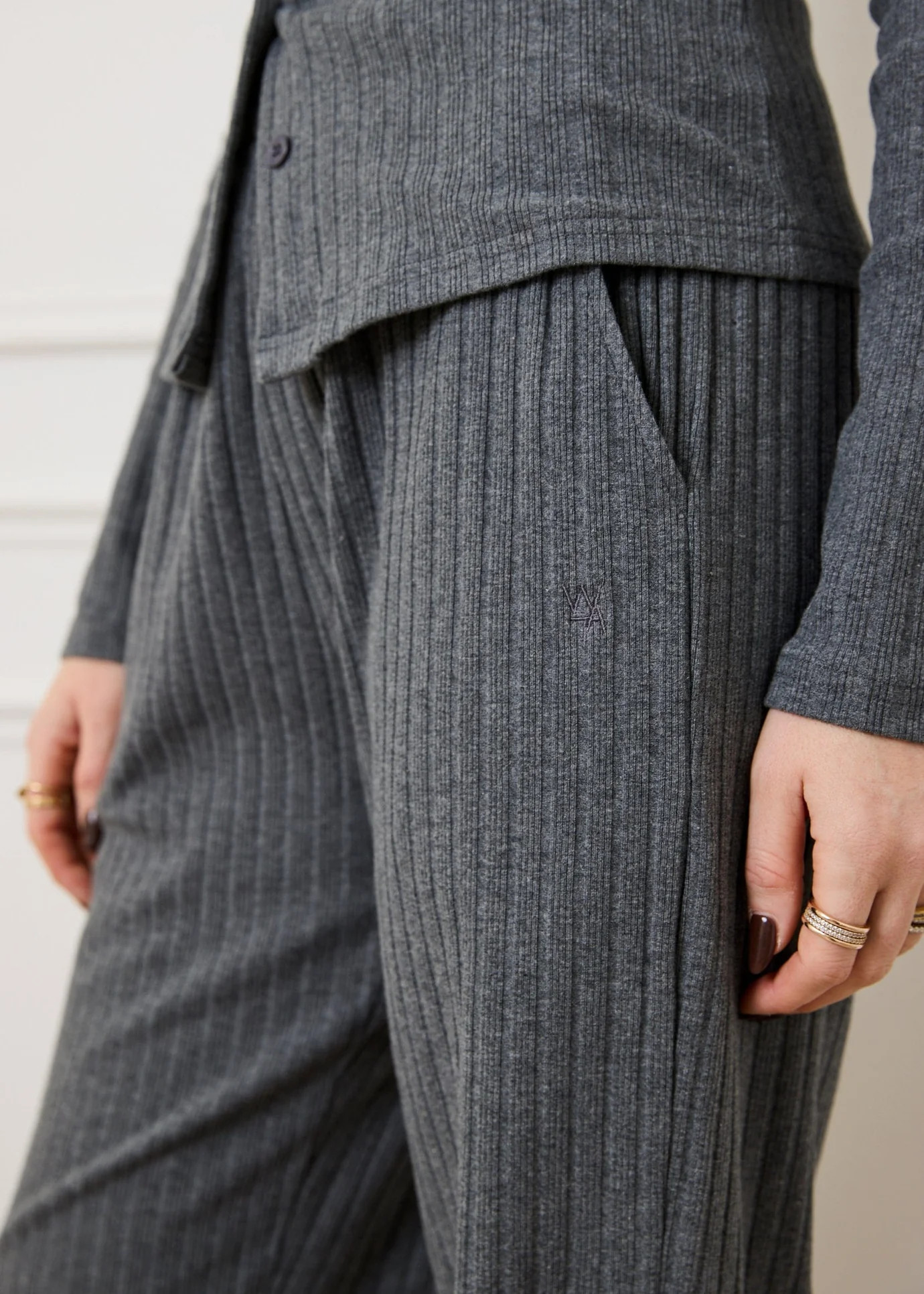 RELAXED WIDE RIBBED TROUSER - GREY | WAT The Brand