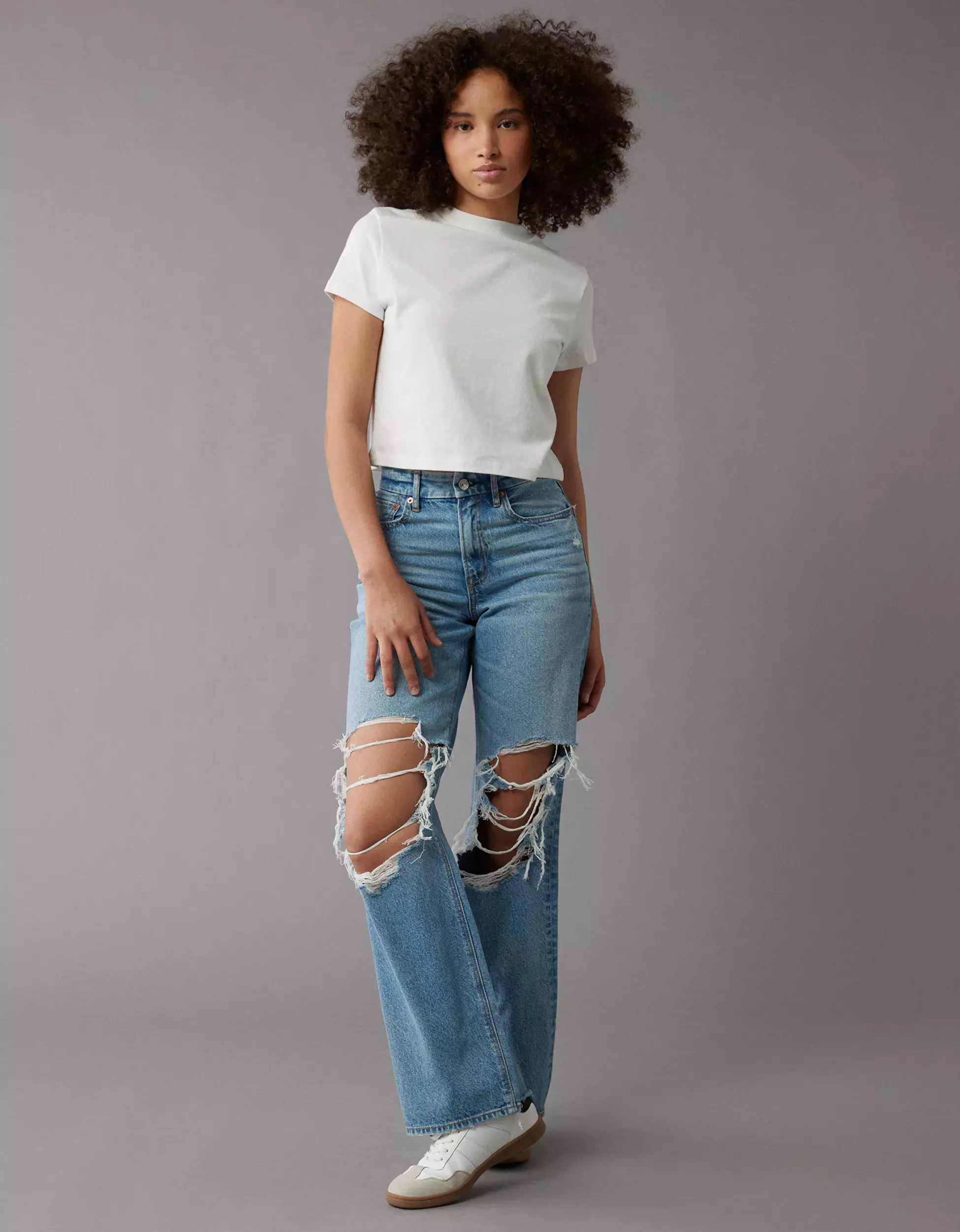 AE Strigid Curvy Super High-Waisted Baggy Straight Ripped Jean | American Eagle Outfitters (US & CA)