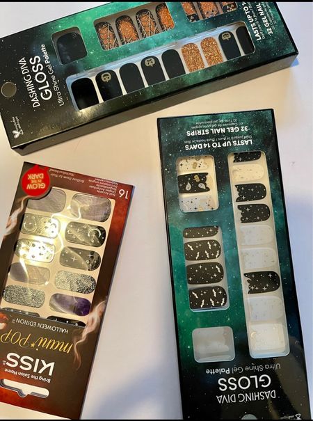 Spending part of my weekend getting my nails in the spooky spirit with some of my favorite nail art- and I love that these gel strips apply easily and last 2 weeks! #investmentpiece 

#LTKunder50 #LTKbeauty #LTKHalloween