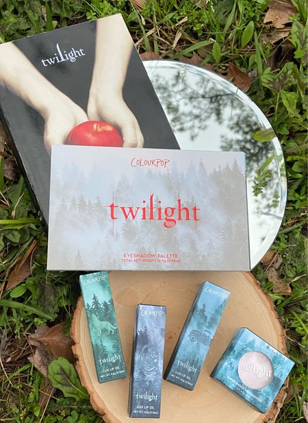 Hello friends! My latest post on www.nelliecoody.com is for all the Twilight and makeup lovers out there. I’m giving you all my thoughts on the Colourpop x Twilight collection. The post is live on the blog now 

#LTKfindsunder100 #LTKbeauty #LTKSeasonal