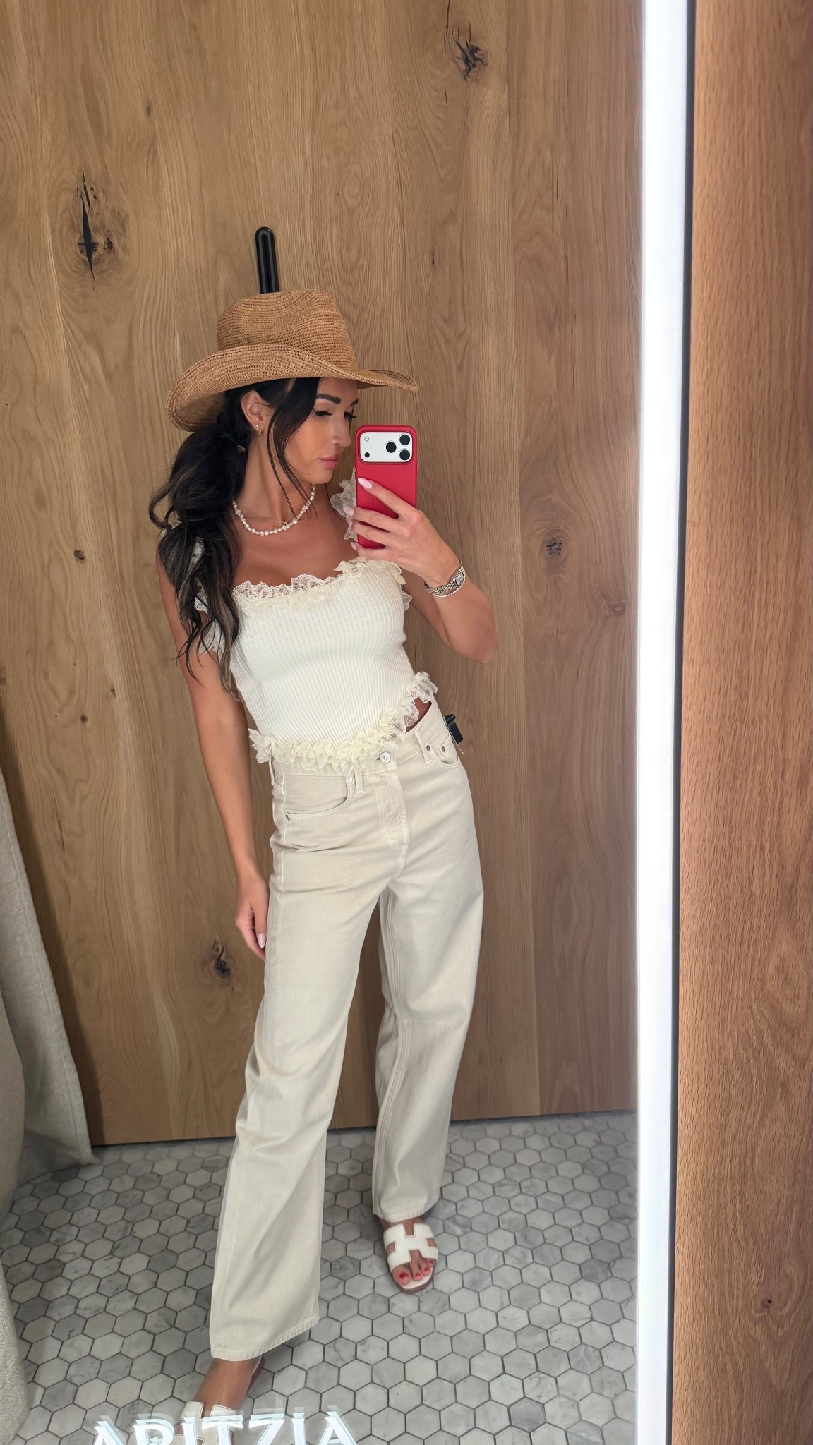 Cowboy hat, barrel jeans and ruffle top

#LTKdayinmylife #LTKootd #LTKFestival