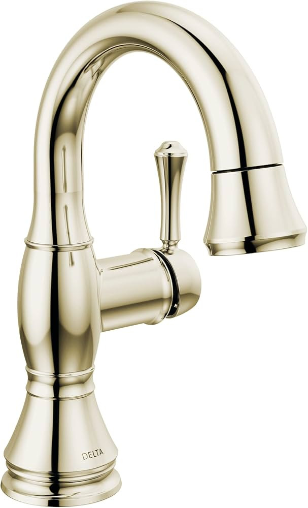 Delta Faucet Cassidy Single Hole Bathroom Faucet, Single Handle Bathroom Faucet, Metal Drain Asse... | Amazon (US)