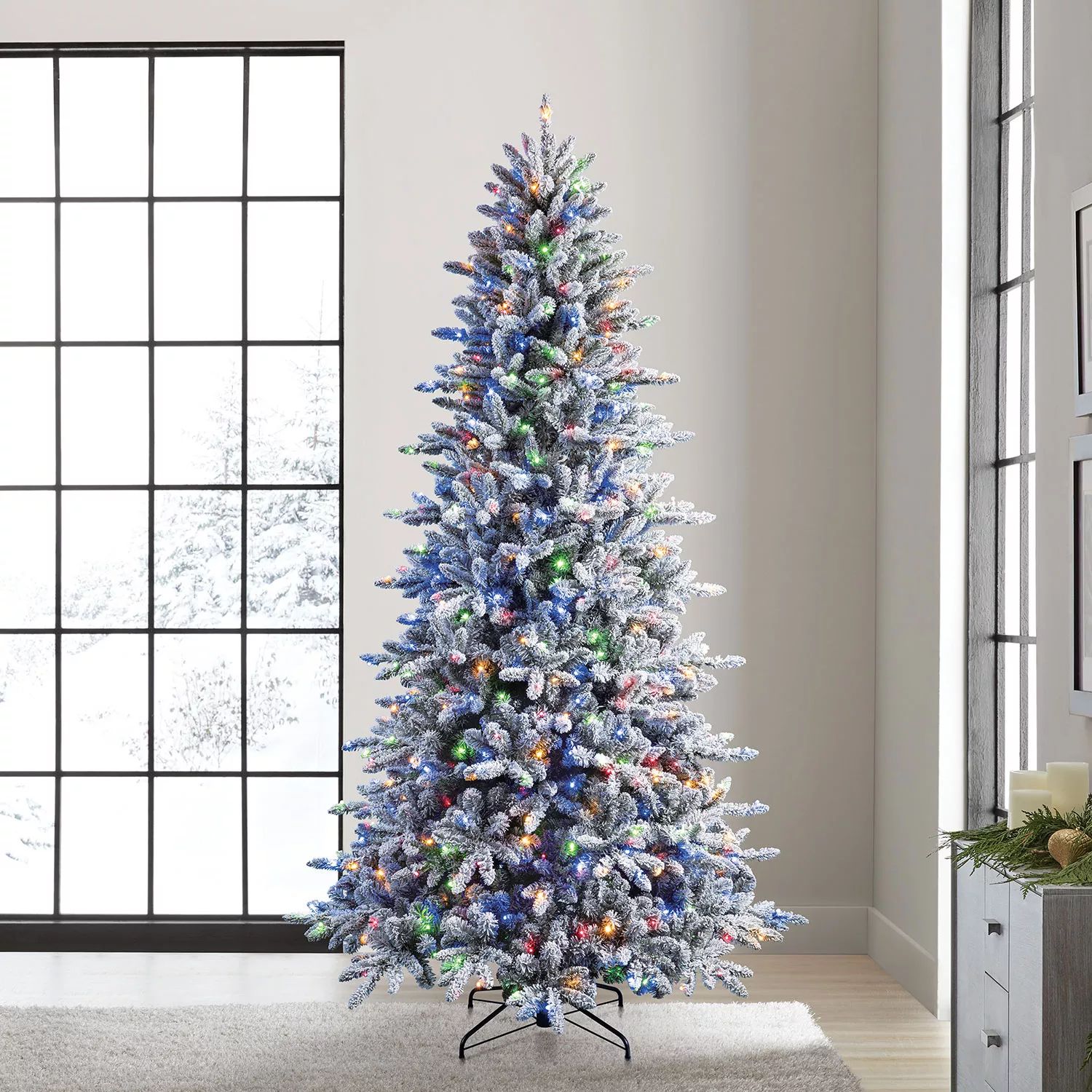 Member's Mark 9' 570 LED Pre-Lit Flocked Aspen Pine Christmas Tree | Sam's Club