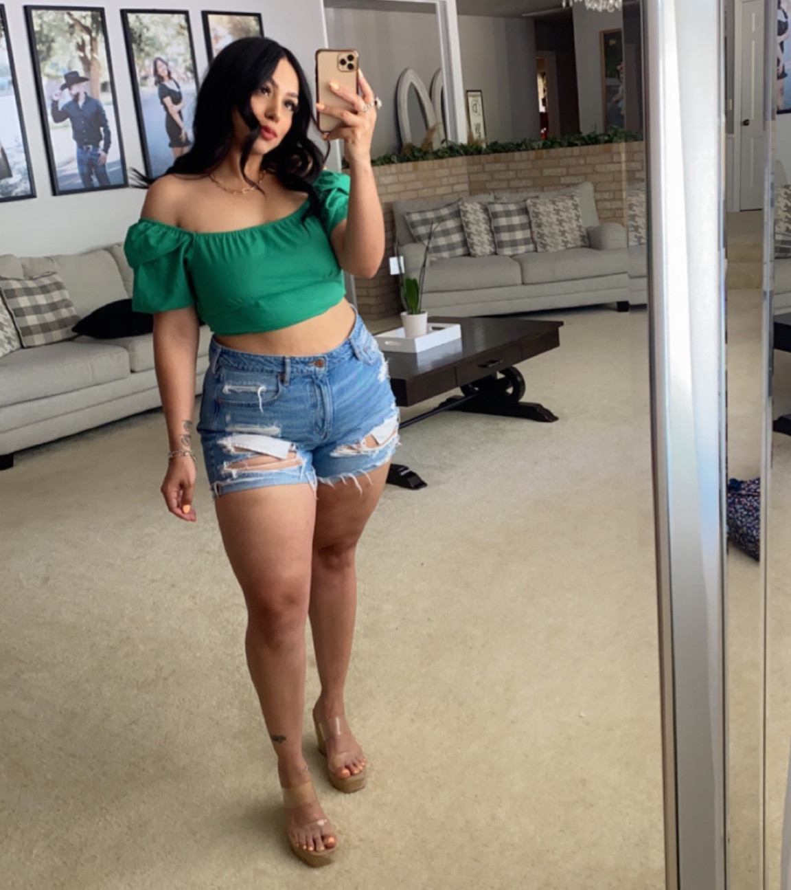 #LTKcurves #LTKGiftGuide #LTKfit