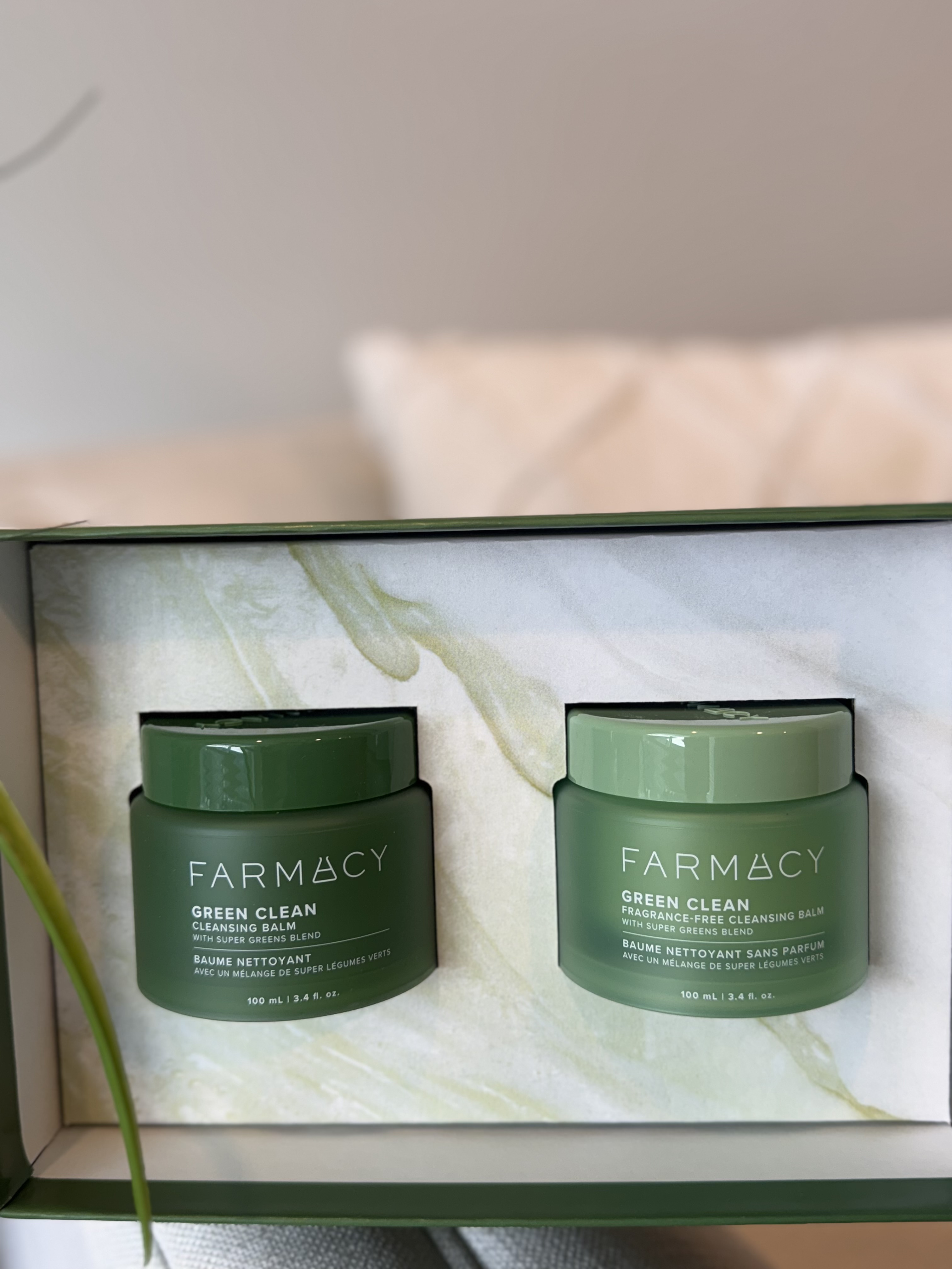 #skincare #skincareroutine #radiantglow #flyageless #midlife #hydratedskin  #midlife #skinessentials #skinroutine #gotoskincare #beautyessentials #cleanser

#LTKGiftGuide #LTKBeauty #LTKOver40