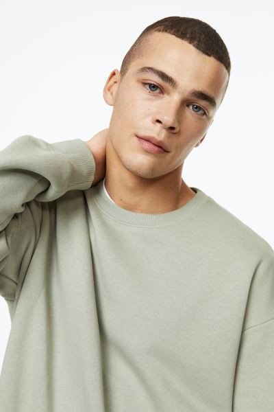 Relaxed Fit Sweatshirt | H&M (US + CA)