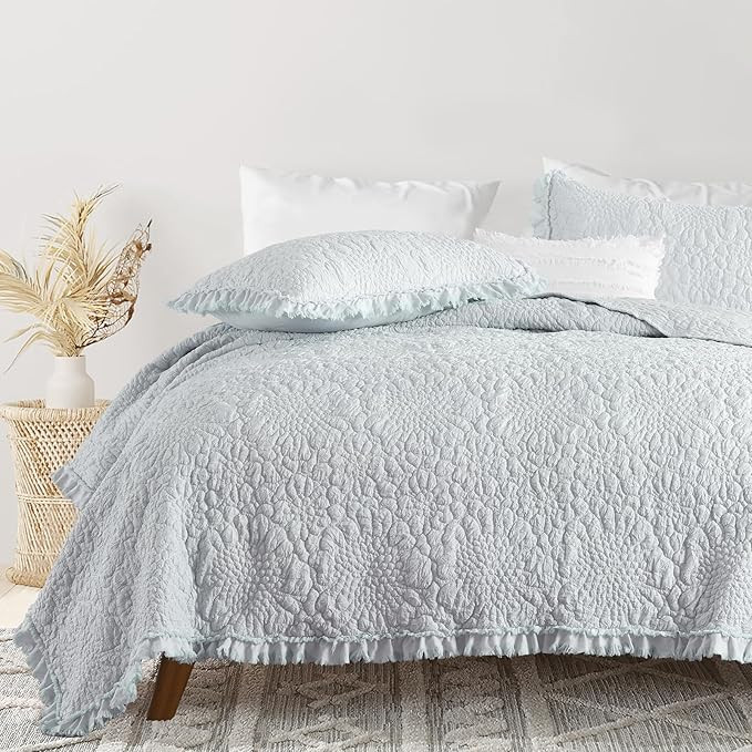Light Blue Ruffled Quilt Queen Size, Stone-Washed Microfiber Lightweight Crinkled Farmhouse Rusti... | Amazon (US)
