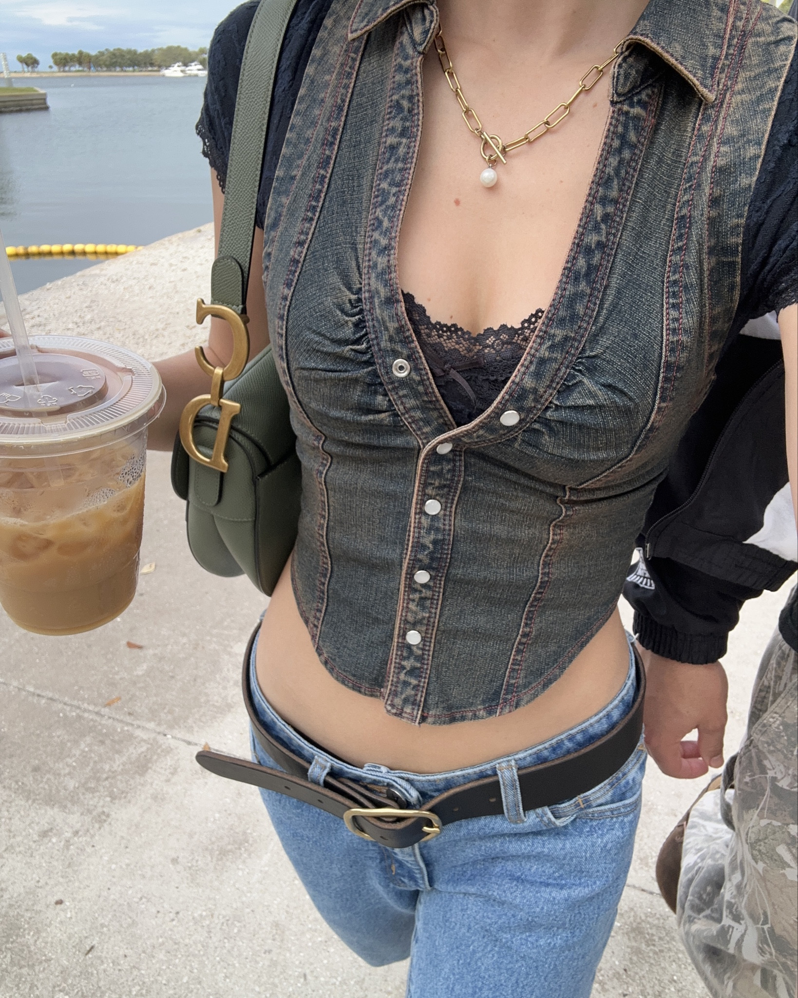 The cutest short sleeve denim vest from urban outfitters. A great accessorizing peice to add a little pizzazz to your outfits! 💖💁🏼‍♀️💅✨

#LTKdayinmylife #LTKgrwm #LTKootd
