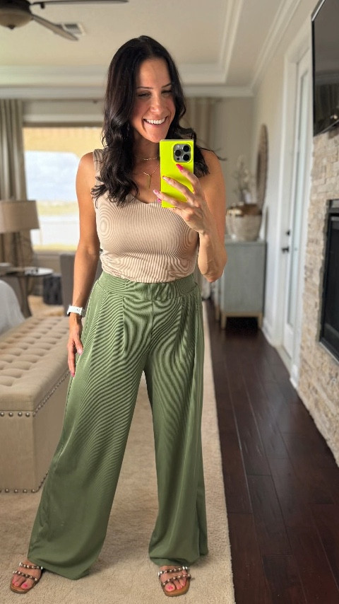 Listen to the tip in the video about the length of the shirt and how I folder it so that it works for the pants 🫶🏼 true to size, medium in both. Shoes run 1/2 small for me and were $10 last I checked  



#LTKSeasonal #LTKFindsUnder50 #LTKStyleTip