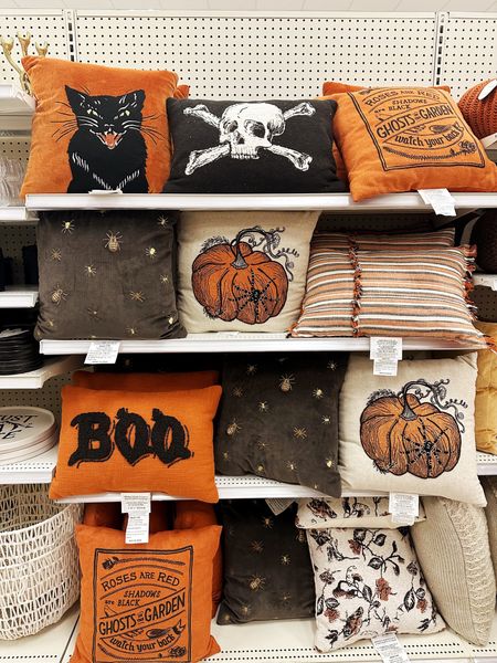 The halloween pillows at Target this year are on point 🤌 #halloween #fall #decor 

#LTKSeasonal #LTKhome