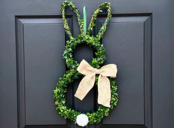 Boxwood Bunny Wreath  Bunny Wreath  Easter Bunny Wreath  | Etsy | Etsy (US)