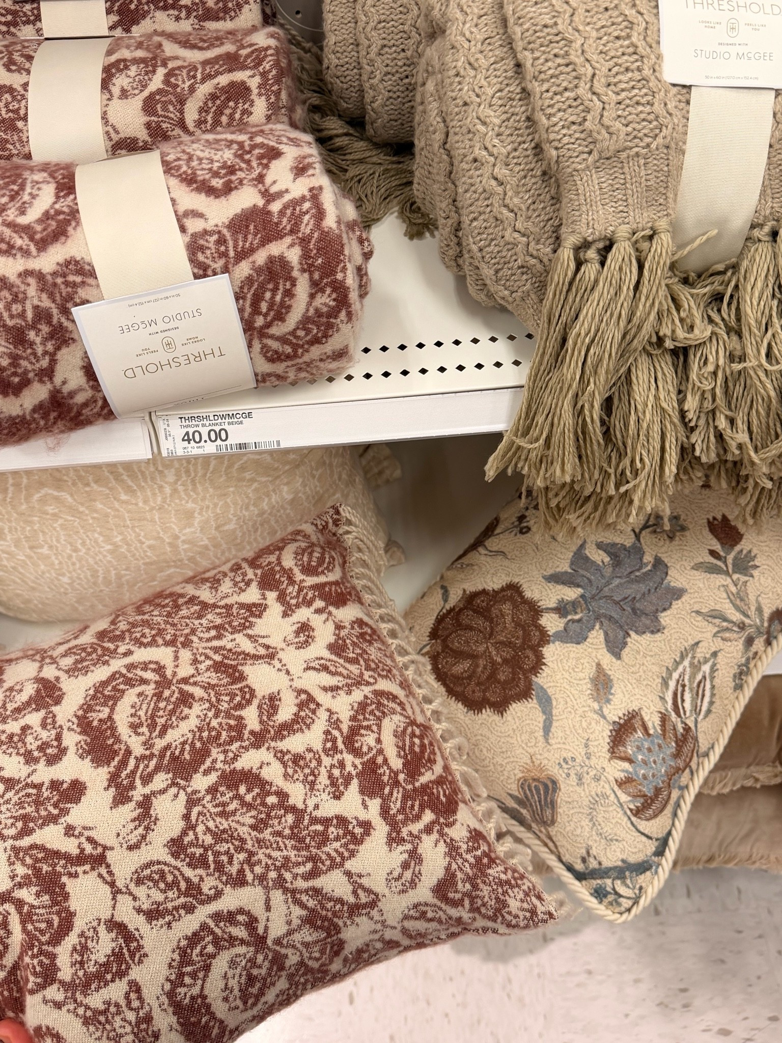 Cozy cottage home finds