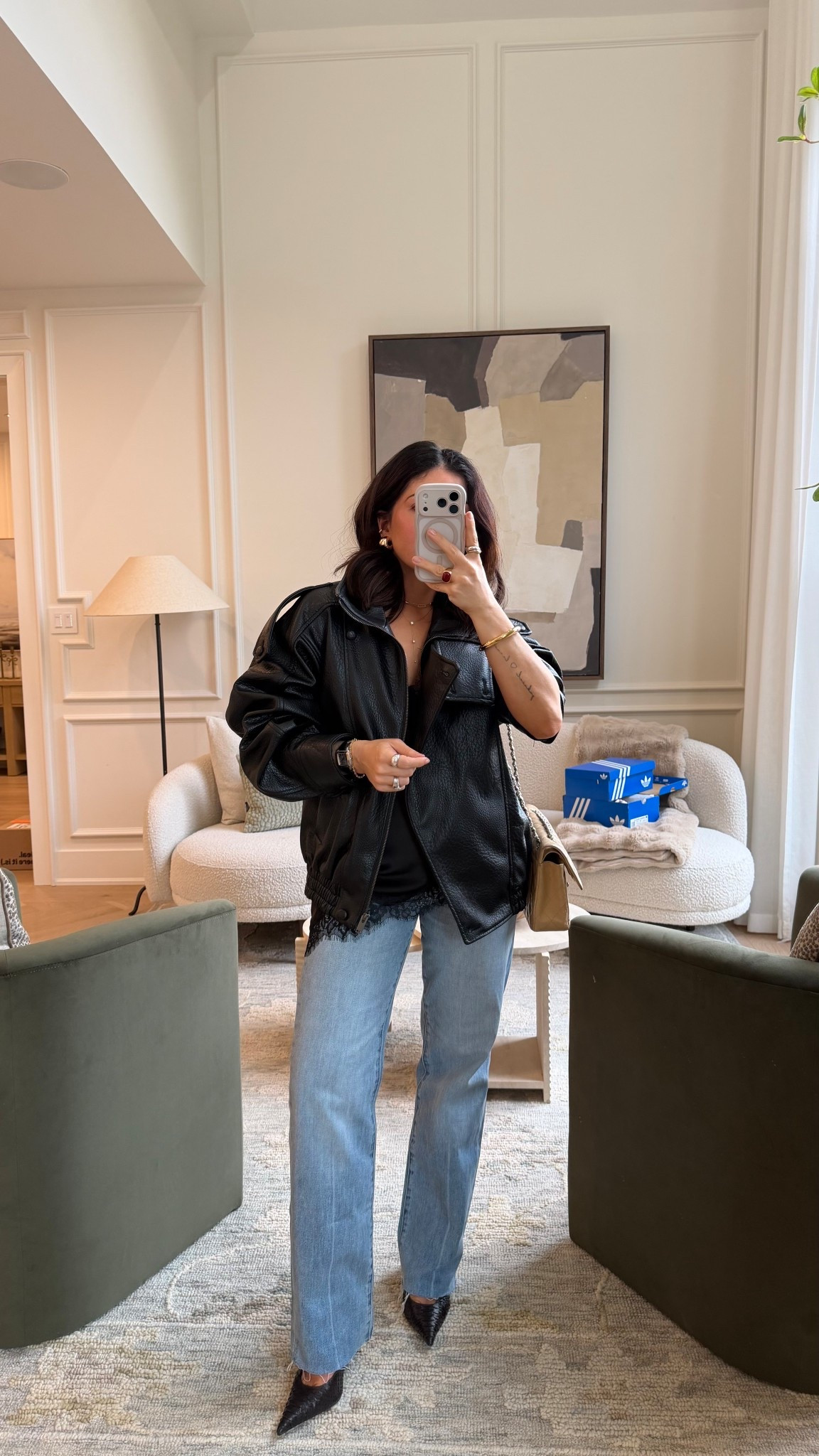 Yesterday’s OOTD
Jeans - size 25
Top - XS
Jackt - S

#LTKworkwear #LTKdatenight #LTKjeans