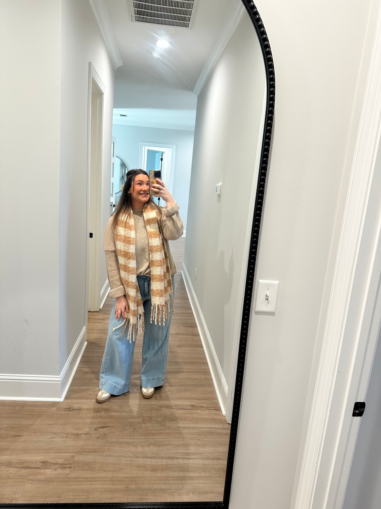 cozy winter fit 🥶 

#LTKmomlife #LTKMidsize #LTKootd