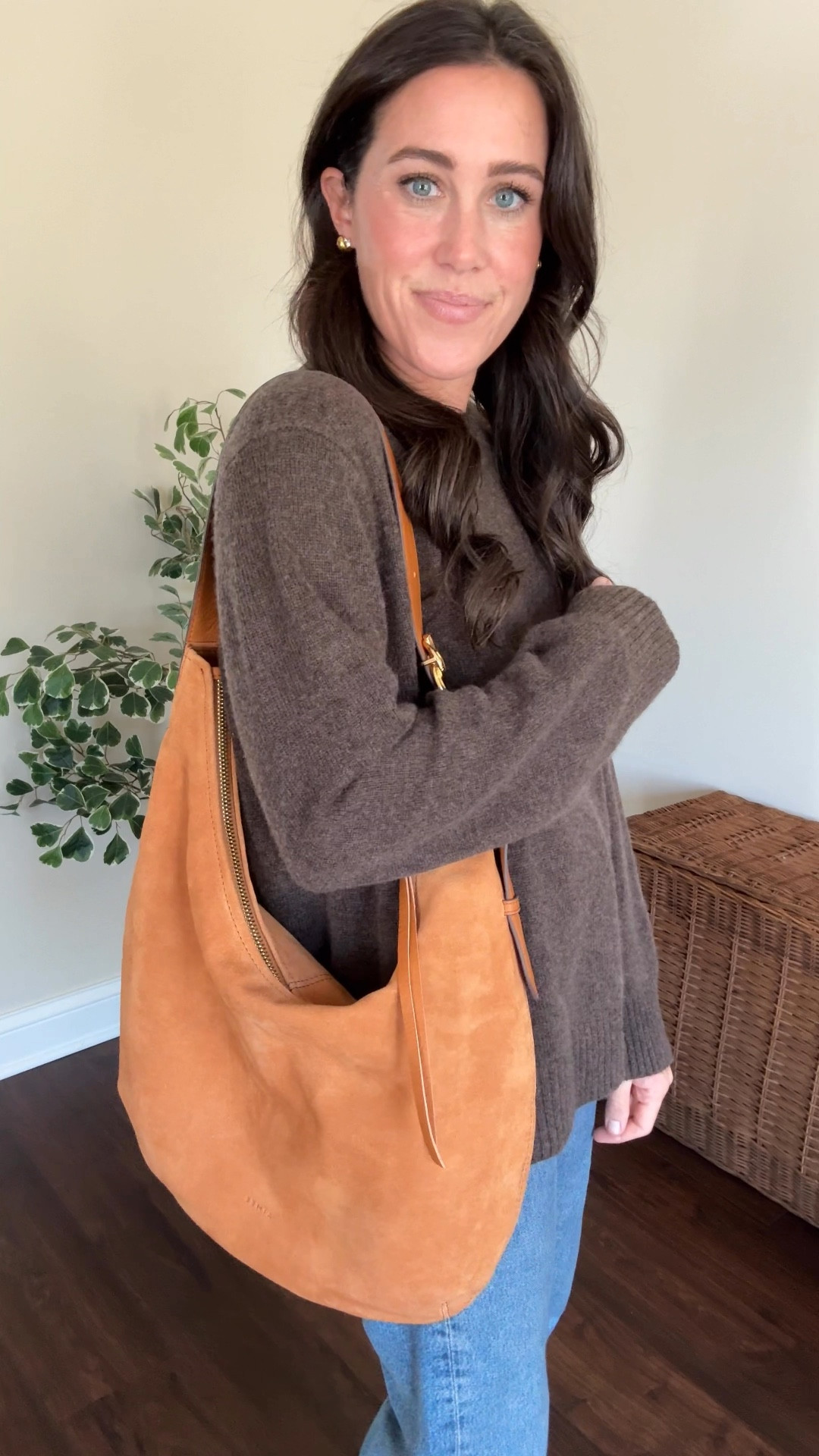 The perfect suede fall bag this season from @aimeekestenberg … this bag will be on repeat. The generous size is perfect for everyday on the go! #LTKestenberg #ad

#LTKSeasonal #LTKStyleTip