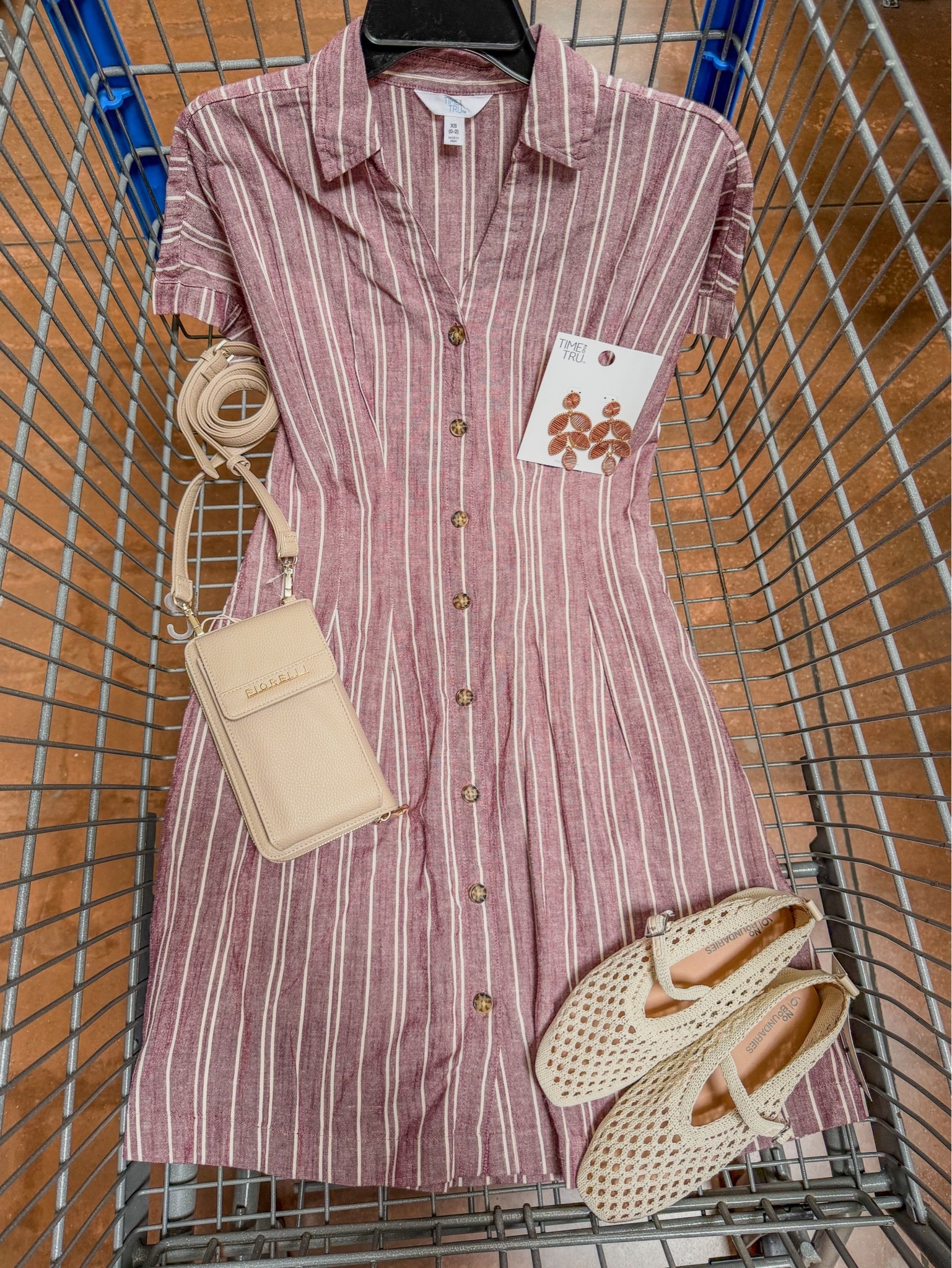 The kind of dress you’ll reach for all summer long 🤍 Lightweight, flattering, and easy to style with woven flats and a neutral bag for that elevated boutique look—without the boutique price tag.

#LTKgrwm #LTKootd #LTKSeasonal
