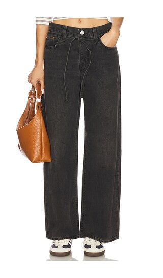 LEVI'S XL Straight in Black. - size 29 | Revolve Clothing (Global)
