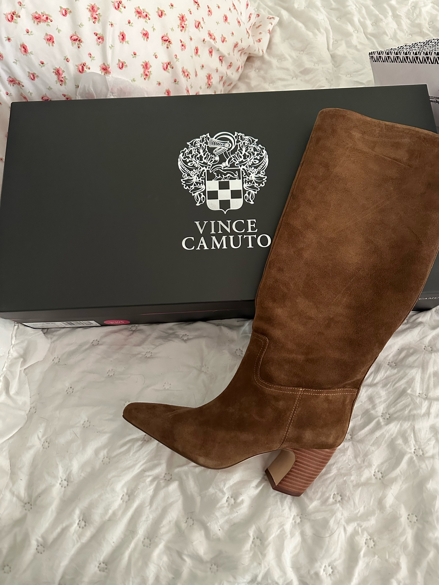 Got these at the anniversary sale and omg they are so cute and stylish!!!

#LTKShoeCrush #LTKStyleTip #LTKxNSale