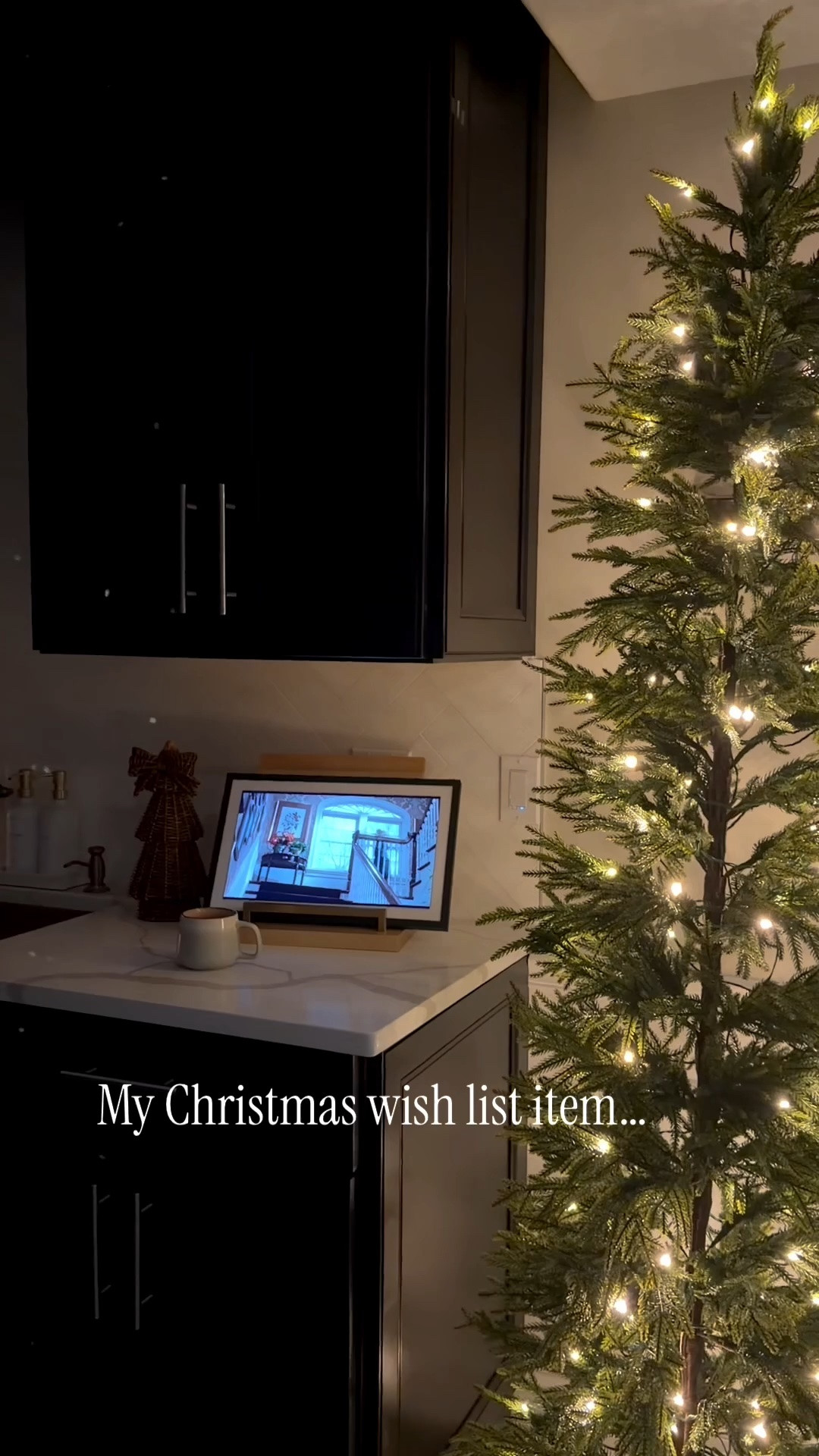 Finally grabbed the Echo Show that’s been on my wish list forever 🙌🏻 Christmas movies in the kitchen, recipes, our family calendar, reminders & more. 🎄 And it’s on a Prime Day deal today!