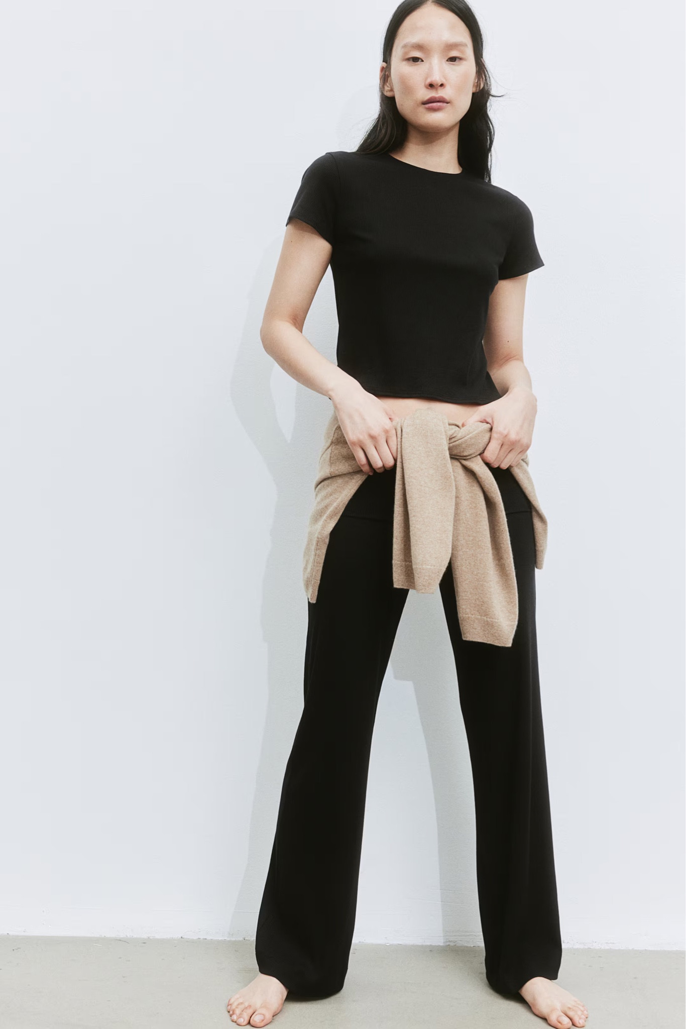 H&M black ribbed t shirt 🖤

Outfit Inspo, everyday outfits, causal outfits, cute outfits, comfy basics, everyday basics, pants, loungewear, sleep wear, Pinterest inspired, Pinterest outfits, capsule wardrobe, basics, luxury basics, elevated casual, elevated outfits, casual elevated outfits, amazon inspired, cute clothes, dress it up or down, tennis shoes, heels, flats, workwear, relaxing, black ribbed fitted t shirt 


#LTKWorkwear #LTKActive #LTKSeasonal