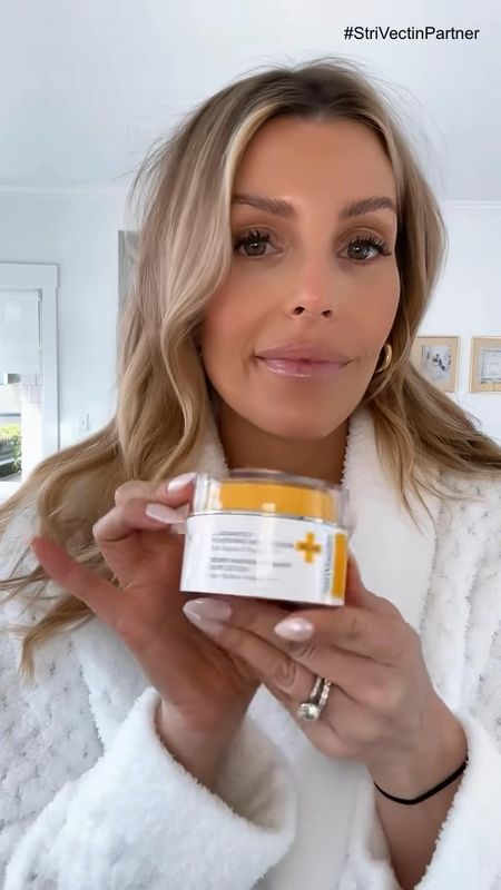 Thrilled to partner with StriVectin and their TL Advanced™ Tightening Neck Cream PLUS with Alpha-3 Peptide! It's my secret weapon for a younger-looking neck. #StriVectin #YouthfulGlow #SkincareEssentials #AgeDefying #NeckCream



#LTKbeauty