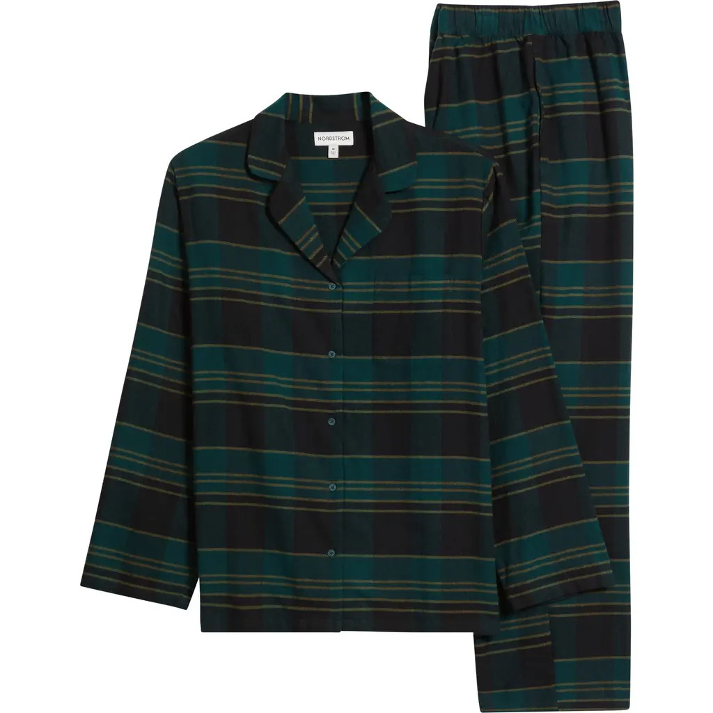 Nordstrom Plaid Flannel Pajamas in Green- Navy Jamal Plaid at Nordstrom Rack, Size Medium | Nordstrom Rack