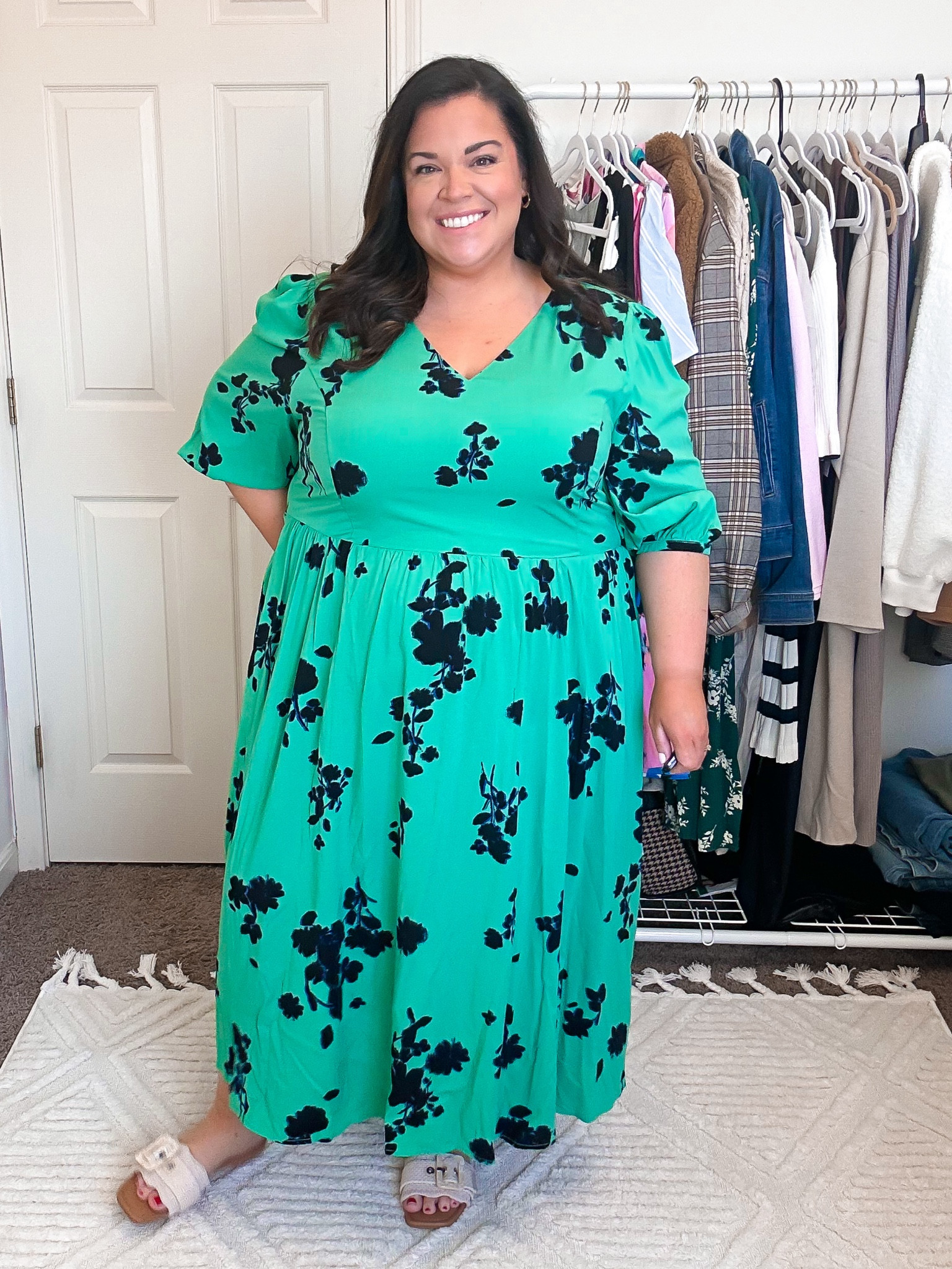 Love this plus size spring dress from Target! It has pockets, lightweight and flowly. I’m wearing a 2x


Wedding guest dress, baby shower dress, target dress, target style 

#LTKfindsunder50 #LTKplussize #LTKstyletip
