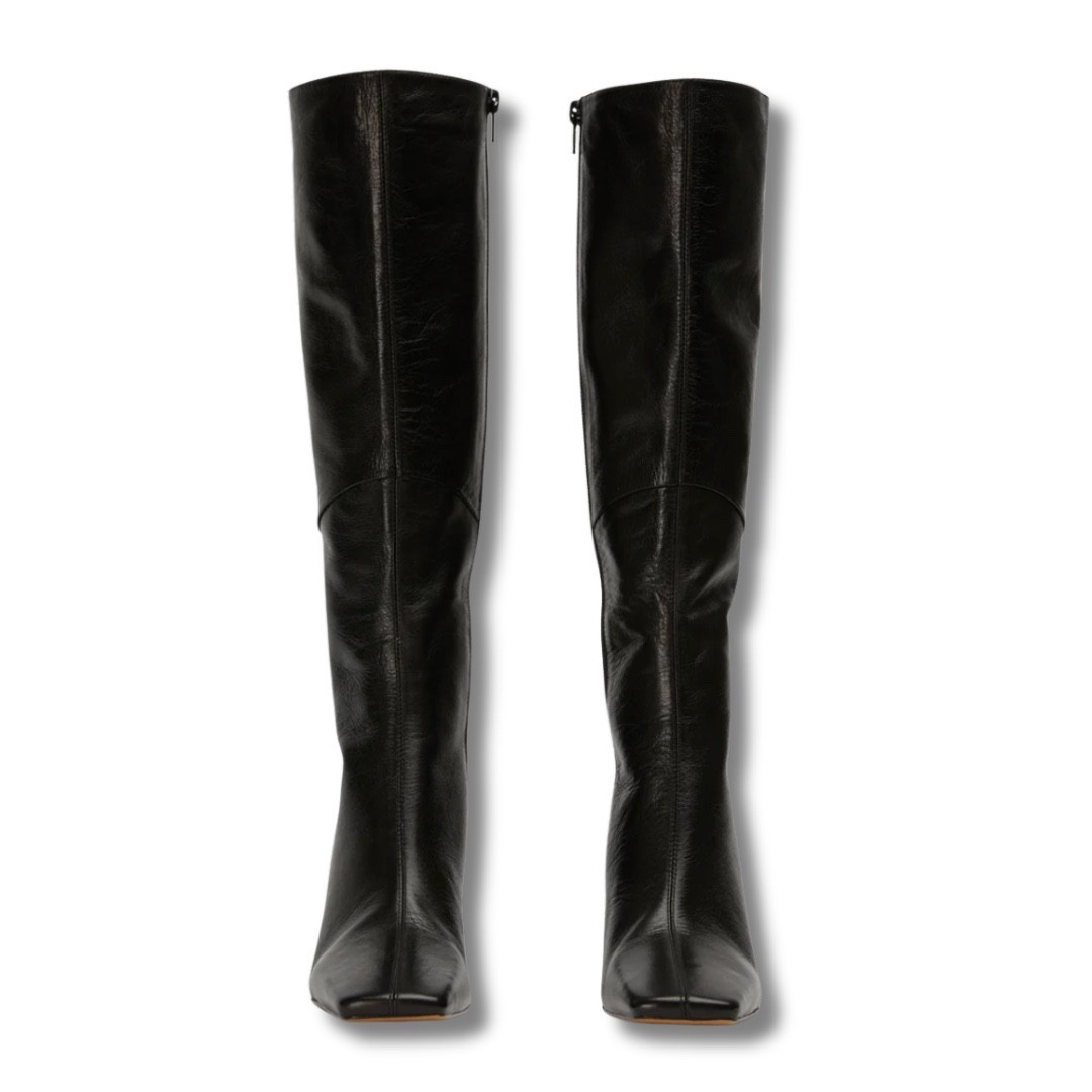Knee High Boots 🖤✨ Linking a range of different styles from multiple price points