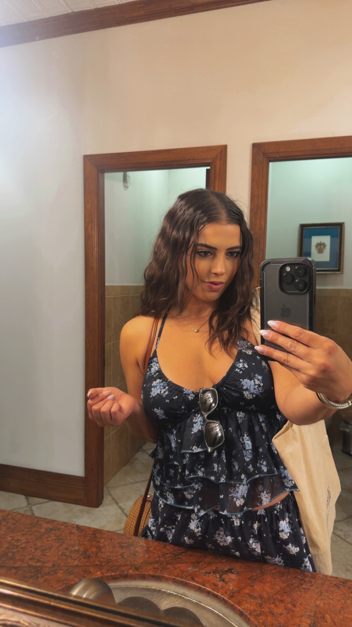 Lots of questions about my outfit from the other night! 💙💙it’s so flattering! 🫶🏼🔗