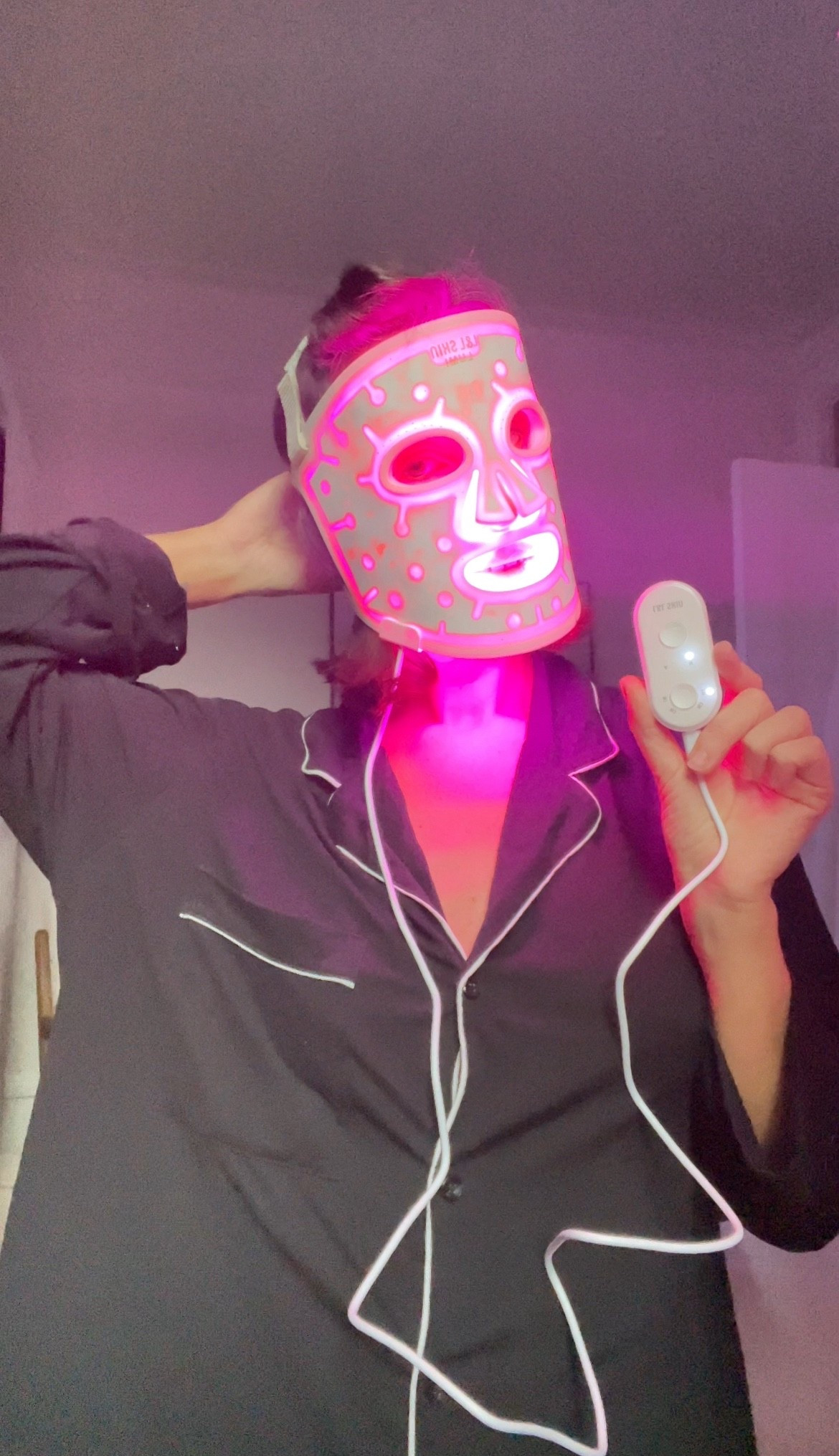 LED FACE MASK 

#LTKbeauty #LTKgiftguide #LTKxSelfridges