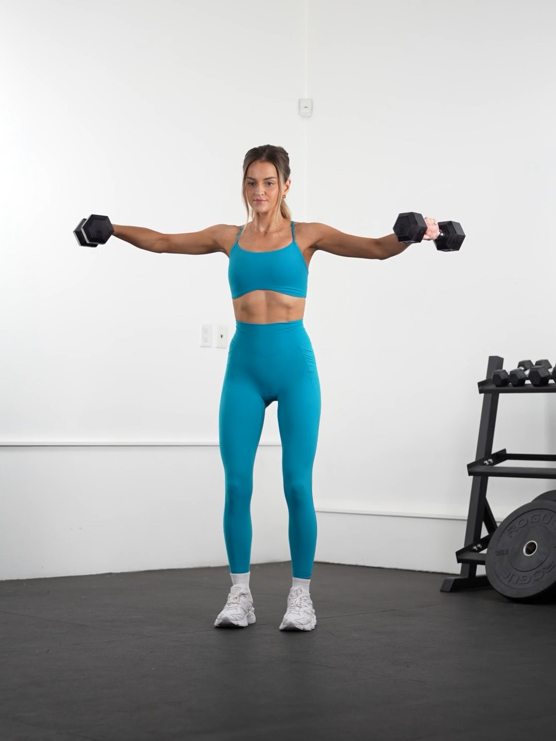 Workout outfit 🩵

I wear a small in both the top and bottom! 

If you're wanting to save 10% off your order, just use code OLIVIA 🫶🏼 

 

#LTKsummer #LTKstyletip #LTKfitness