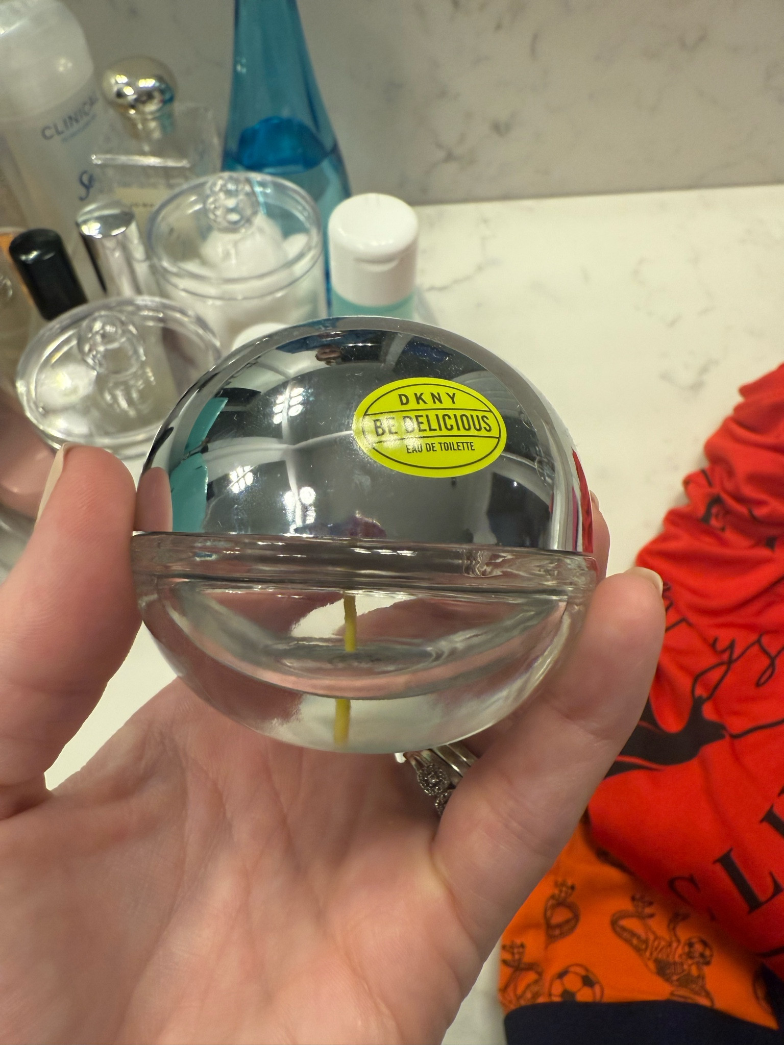 This scent has always been a fav of mine, so classic and girly