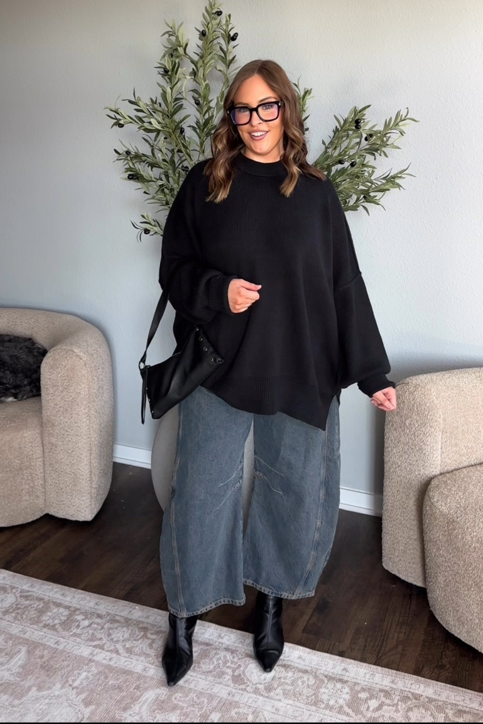 Fall uniform 🖤

#LTKSeasonal #LTKMidsize