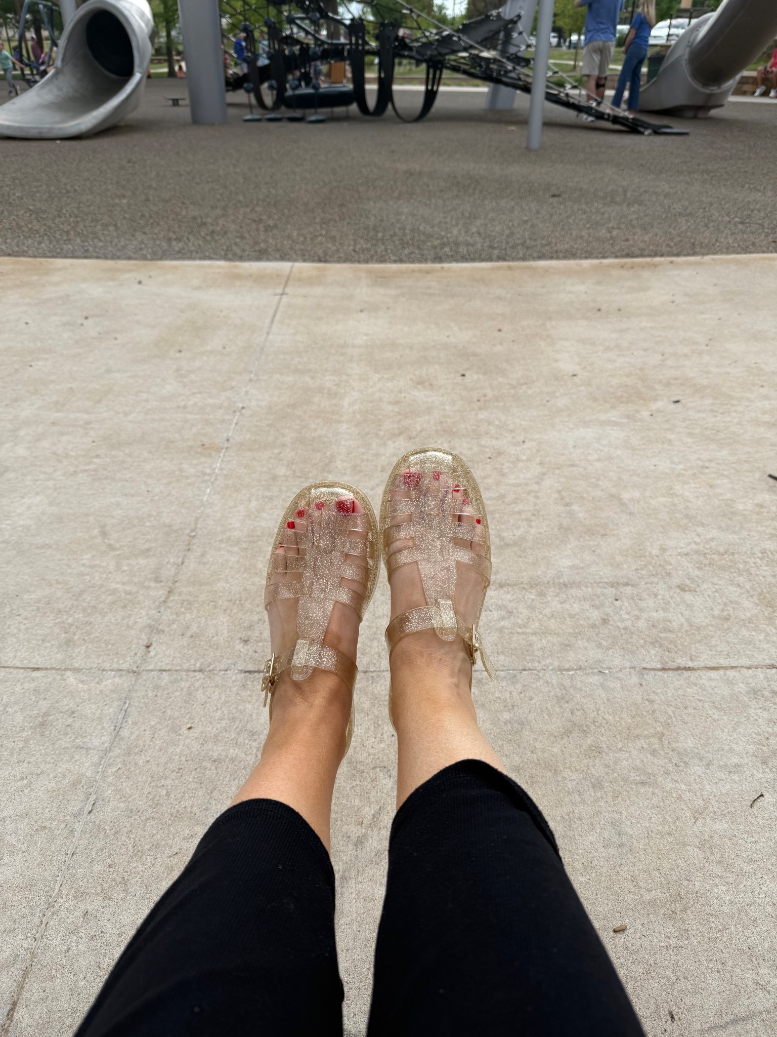 Cutest adult jelly sandals from Target on big sale! 


Jelly 
Jellies 
Y2K 
Mom style 
Vacation shoes 
Beach shoes 
Summer shoes 

#LTKShoeCrush #LTKSwim #LTKSummerEdit