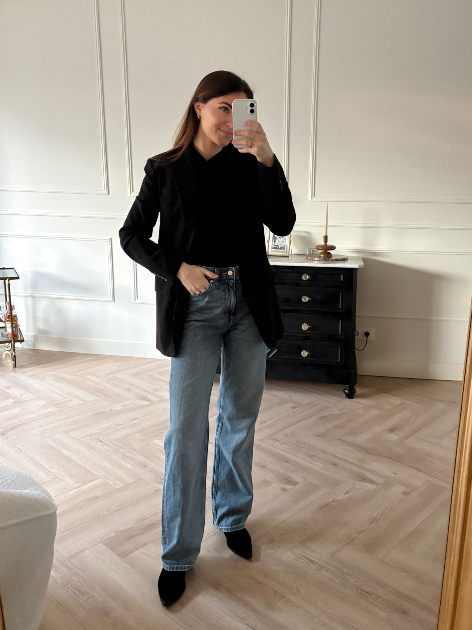 Jeans combined with black blazer outfit  (jeans is from Zara 8228/021/427) 

#LTKwinter #LTKeurope #LTKnederlands