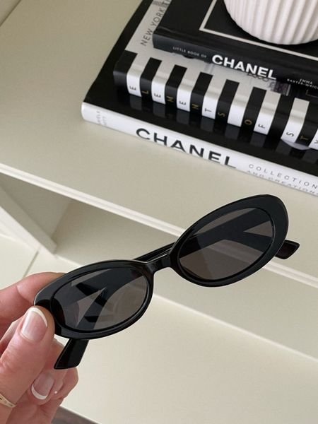 oval sunglasses $13 🖤

#LTKfindsunder50