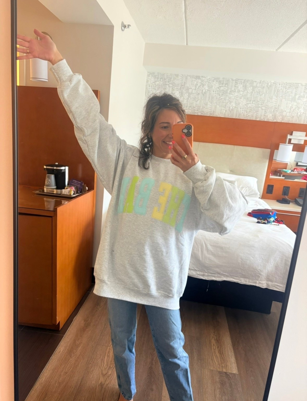 The Bar sweatshirts
Varsity sweatshirt restock
Summer sweatshirt 
Wearing size L
Travel outfit
Beach sweatshirt

#LTKActive #LTKootd #LTKTravel