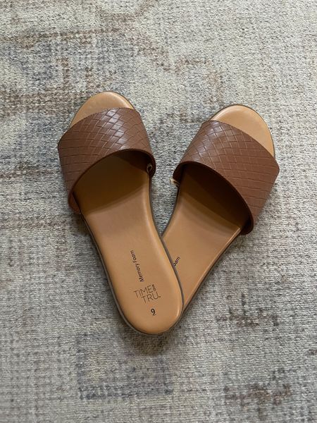 New sandals for summer! 

#LTKshoecrush #LTKSeasonal #LTKfindsunder50