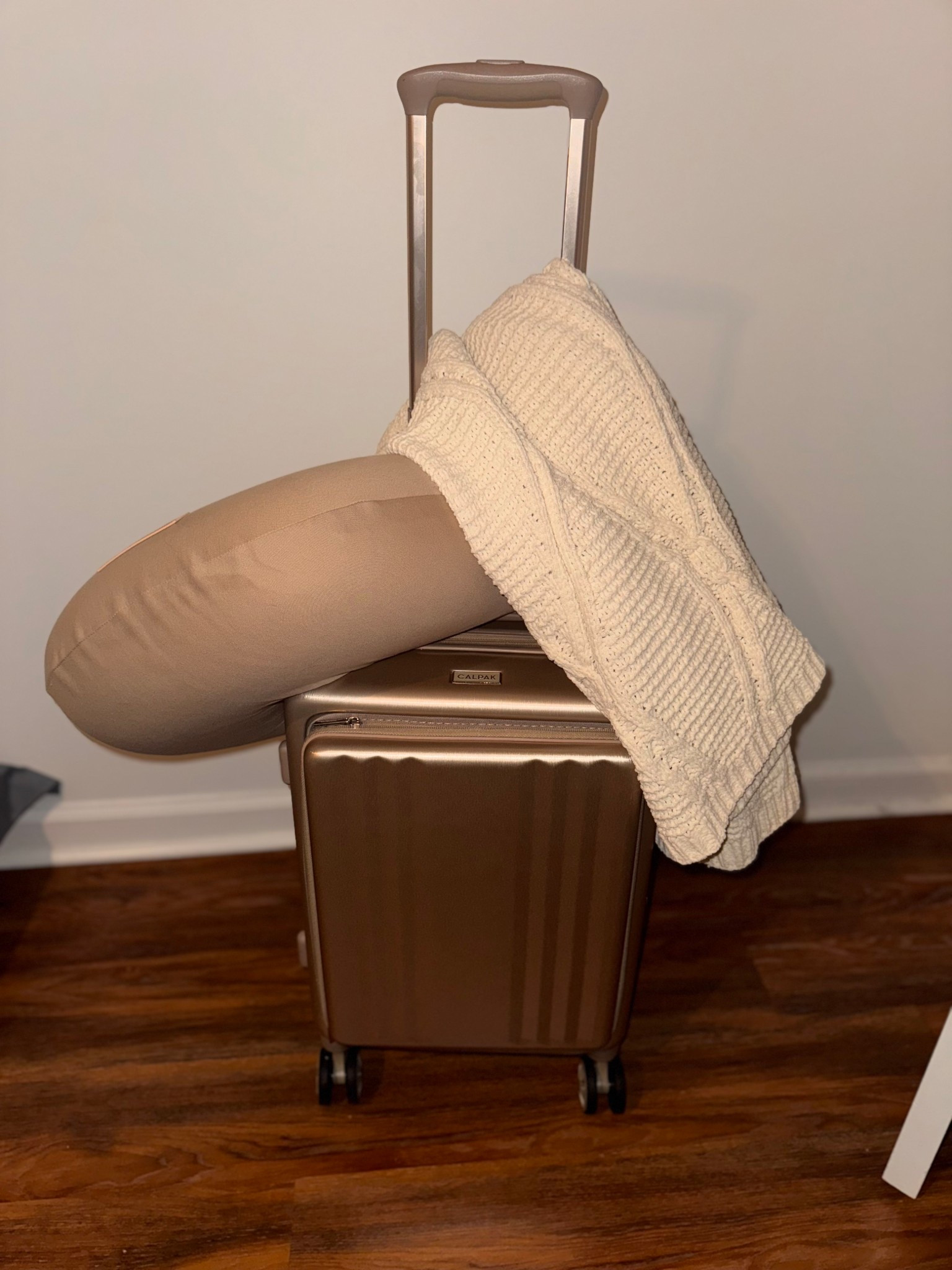 Packed and ready! Best suitcase find 

#LTKGiftGuide #LTKBump #LTKTravel