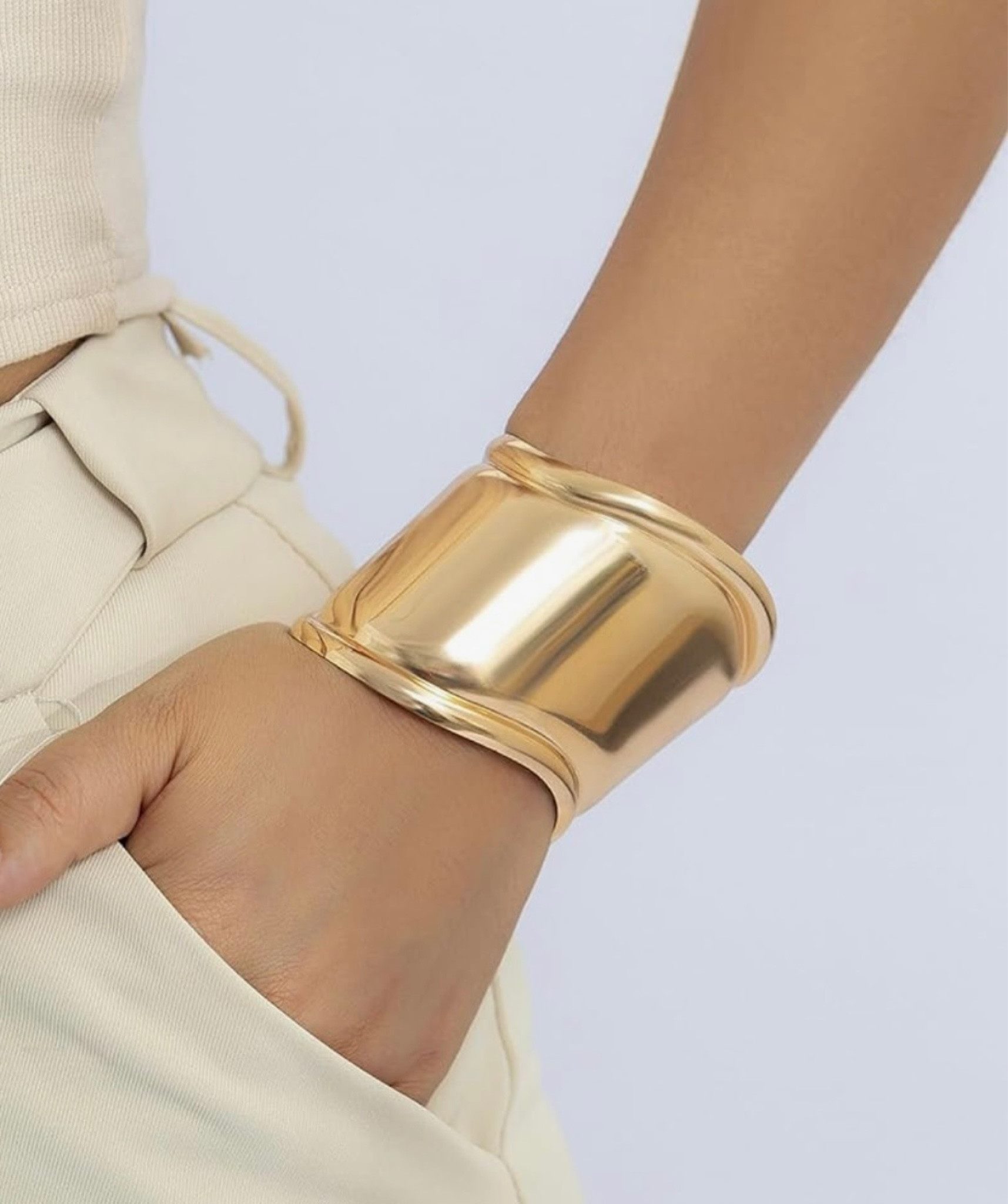 Tiffany dupe cuff that I have been wearing lately! 

#LTKFindsUnder50 #LTKStyleTip