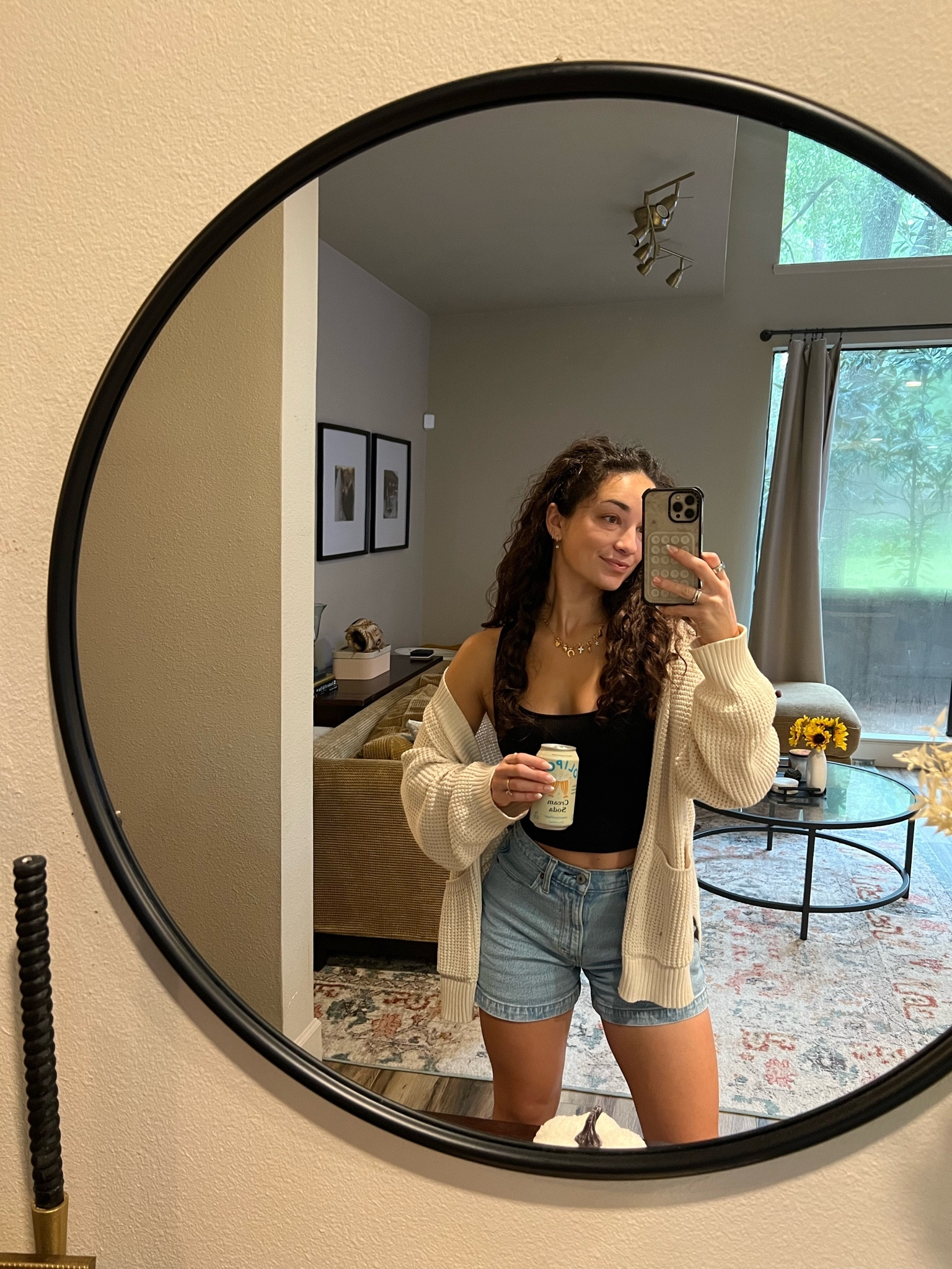 OOTD for running errands!! Cardigan is old from target but linking similar

Fall cardigan, errands outfit, denim shorts, perfect denim, cardigan outfit, casual outfit

#LTKSeasonal #LTKFindsUnder50 #LTKFallSale