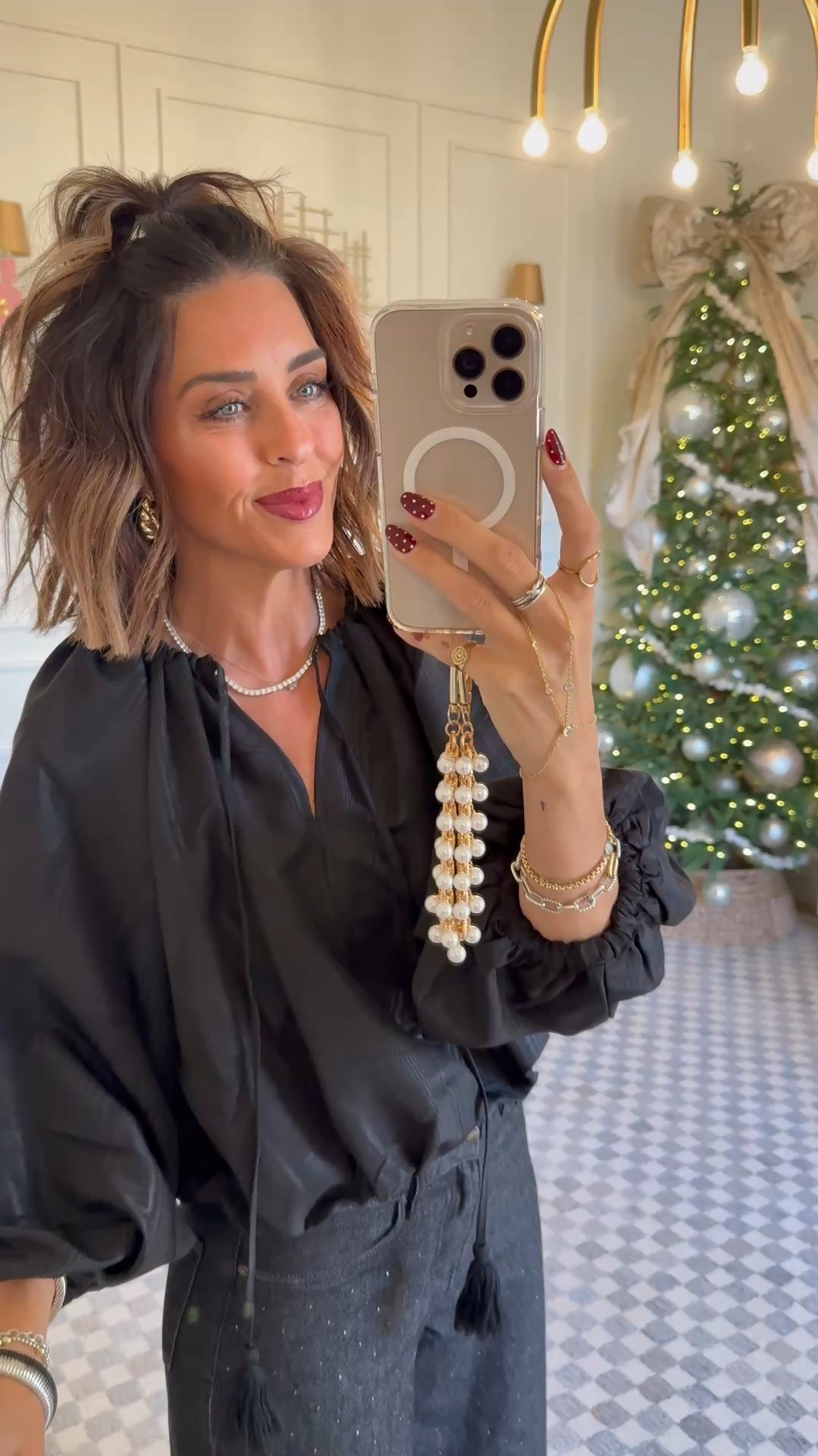 Cutest new holiday haul from @walmart
Dress & skirt - size S
Tops - size S
Jeans - size 4


#LTKFindsUnder50 #LTKStyleTip #LTKHoliday