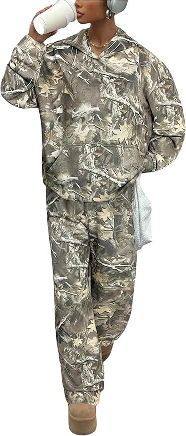 SOLY HUX Women's Sweatsuits 2 Piece Outfits Camo Long Sleeve Hoodie Sweatshirt and Sweatpants Set... | Amazon (US)