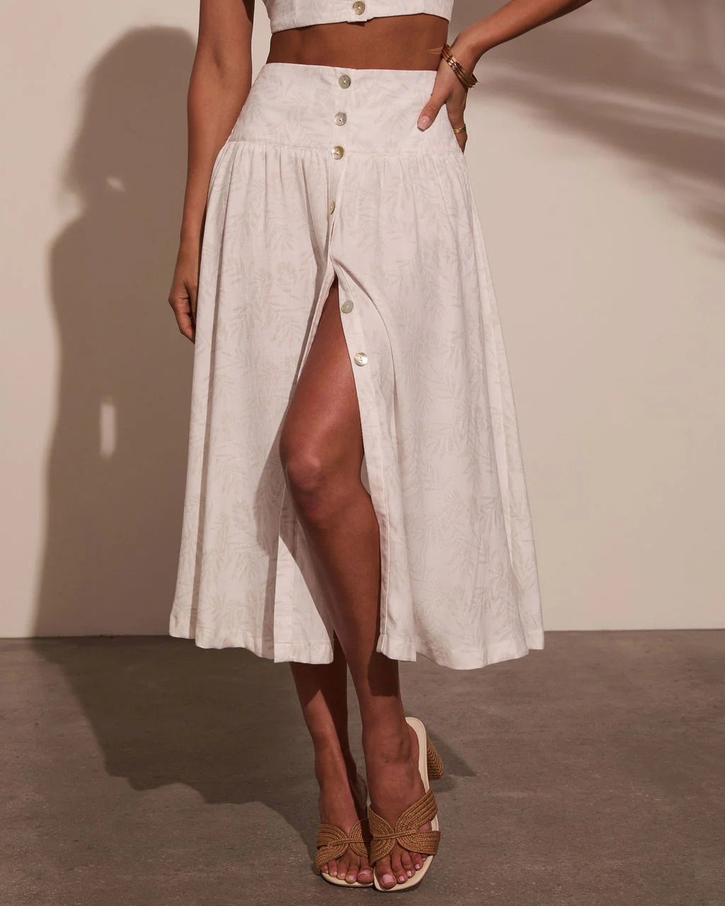 Tropical Chill Palm Midi Skirt | VICI