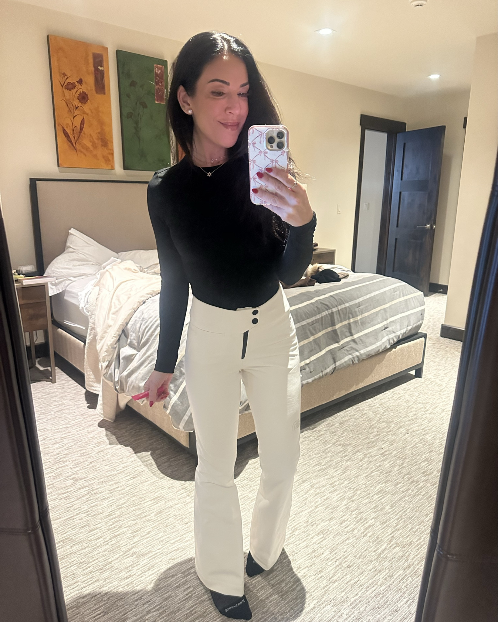 Hands down best and warmest ski pants out there. Runs true to size, just remember you’ll need to add a base layer underneath, so leave room!

#LTKStyleTip #LTKActive #LTKFitness