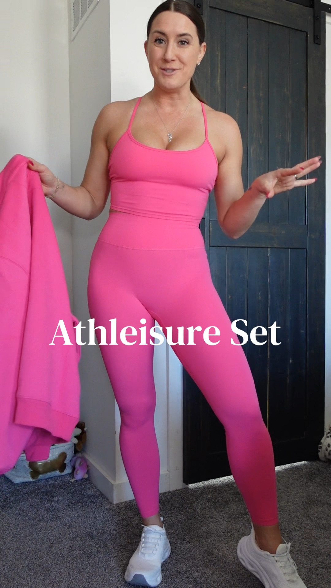 Workout set // active // athleisure 

#LTKfitnessgoals #LTKActive #LTKSeasonal