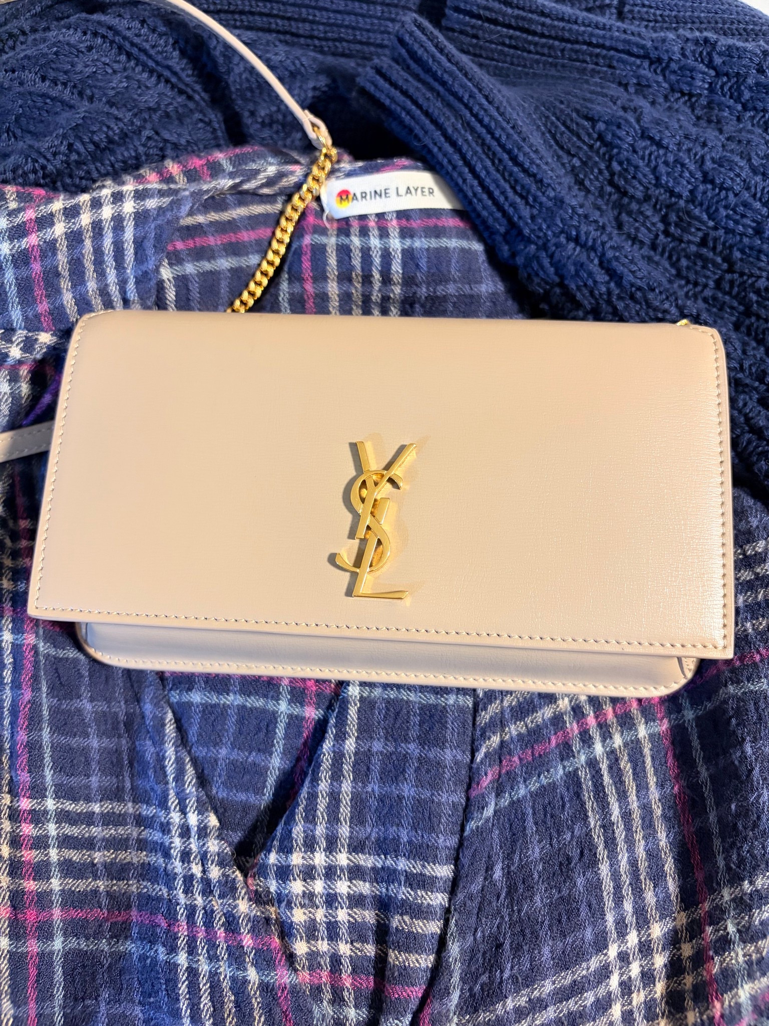 Luxury gifts that stand the test of time🖤Quiet-luxury accessories and timeless wardrobe staples that feel special now and still chic years from now.
My full luxury gift guide is linked on my LTK so you can shop everything in one place.😘
.
.
.
.

luxury gift guide, quiet luxury gifts, designer gifts for her

#LTKGiftGuide #LTKHoliday #LTKdayinmylife