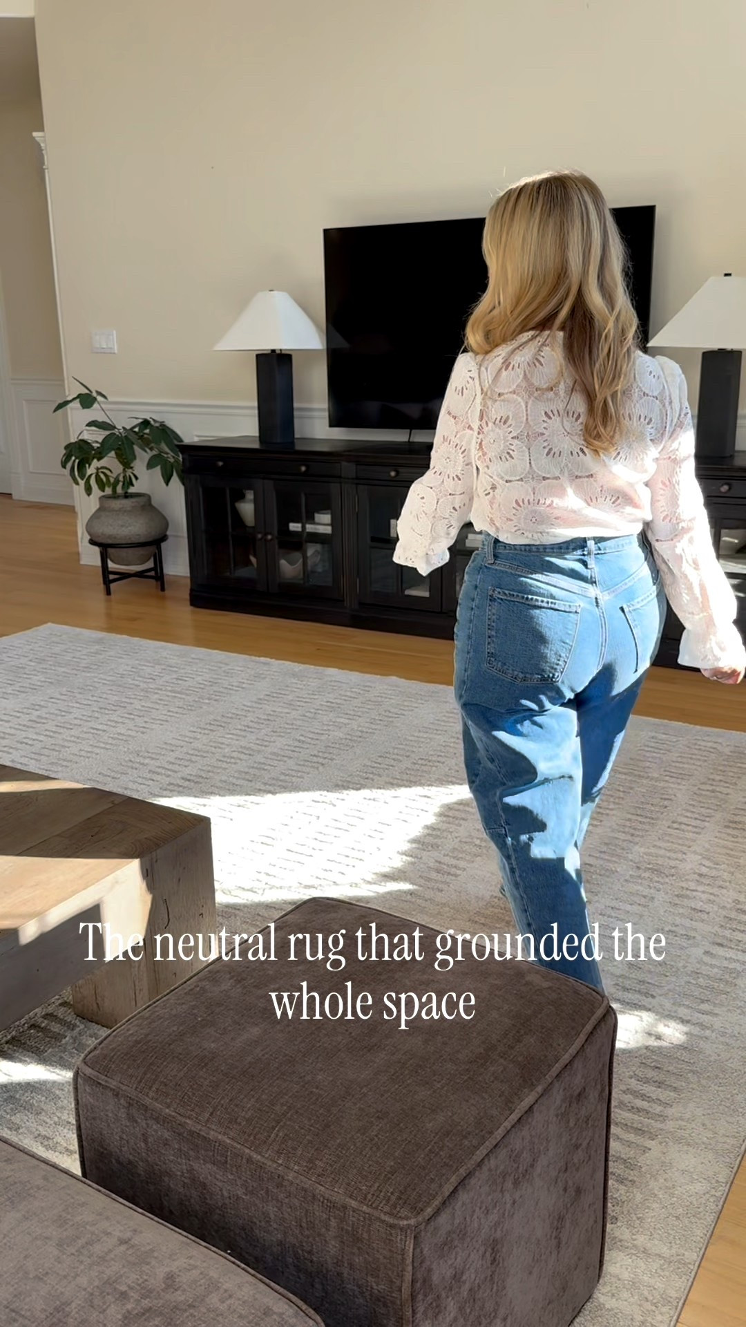This neutral rug is the foundation of the entire living room 🤍
Soft underfoot, subtle in pattern, and easy to layer with both light and dark furniture — it’s the piece that made everything else feel cohesive.

If you’re decorating a space and don’t know where to start, start with the rug.
It sets the tone for everything that follows.

✨ All sources are linked here


#LTKSaleAlert #LTKSeasonal #LTKHome