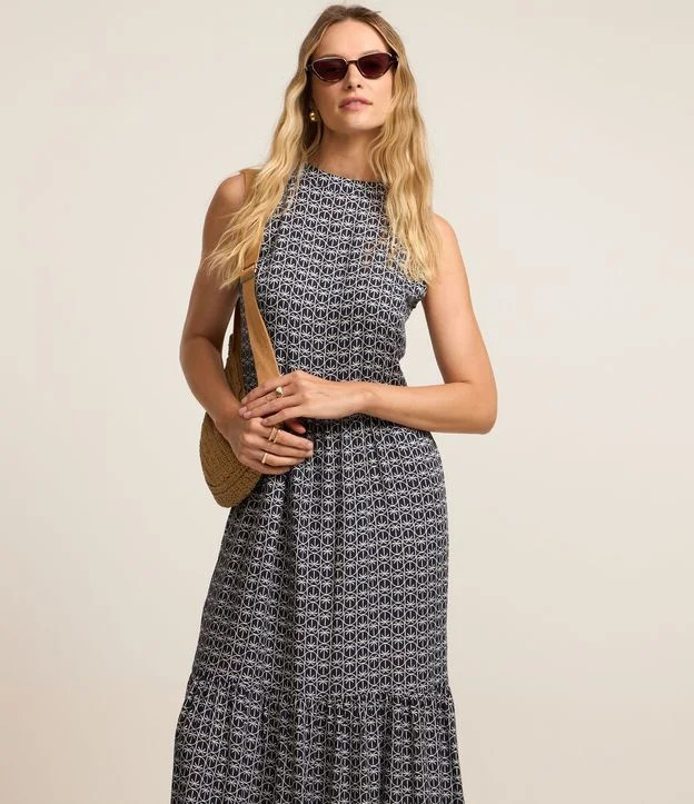 Vestido Midi Evasê com Gola Alta Estampa de Coqueiros e Babados na Barra Cinza - Lojas Renner | Renner (BR)