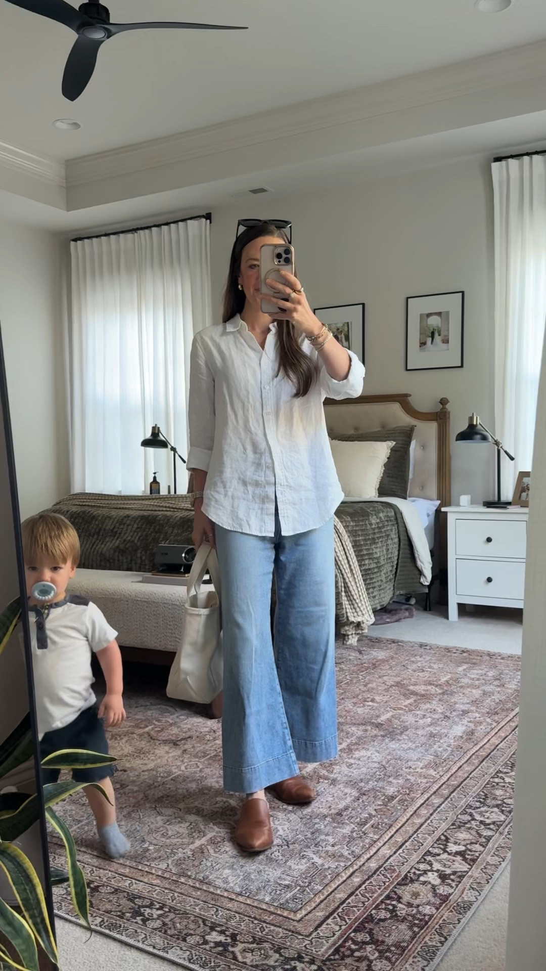 Easy spring mom outfit + casual workwear: a crisp white linen button-down from @onequince (wearing S) with wide leg jeans + cognac mules for an effortlessly classic, coastal vibe. Use my Quince code INFG-26LINENANDLIGHTCO10 for savings. 🤍👖👞 #linenbuttondown #springoutfit #capsulewardrobe #classicstyle #widelegjeans #mules #momstyle

#LTKootd #LTKgrwm #LTKmomlife
